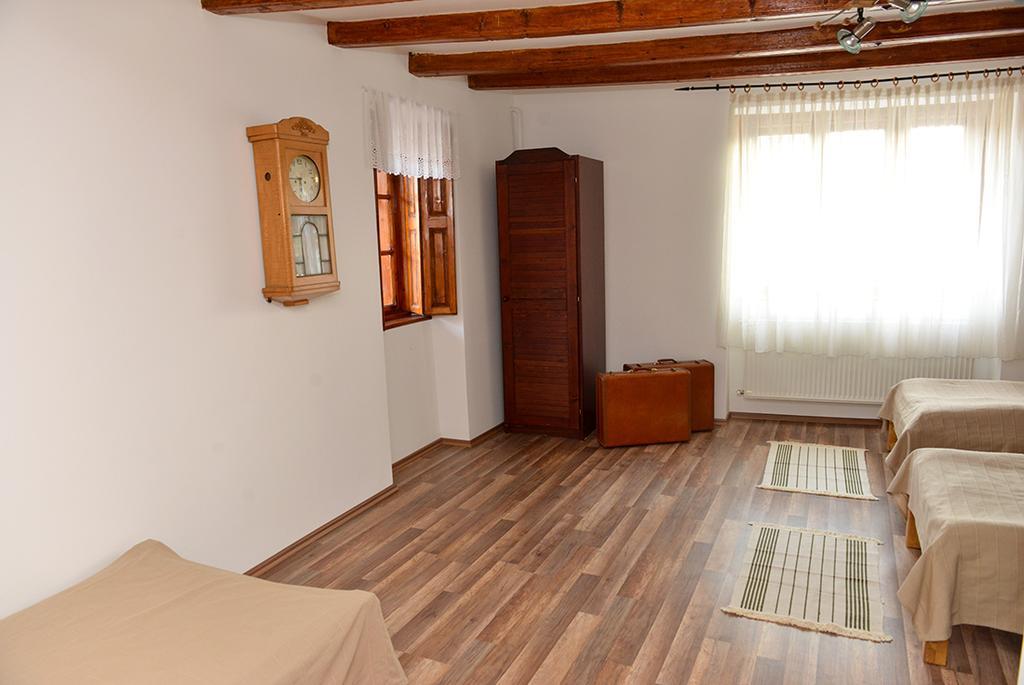 Rigofuetty Vendeghaz Otel Tiszaalpar Dış mekan fotoğraf