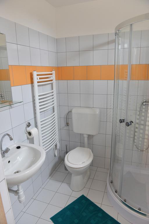 Rigofuetty Vendeghaz Otel Tiszaalpar Dış mekan fotoğraf