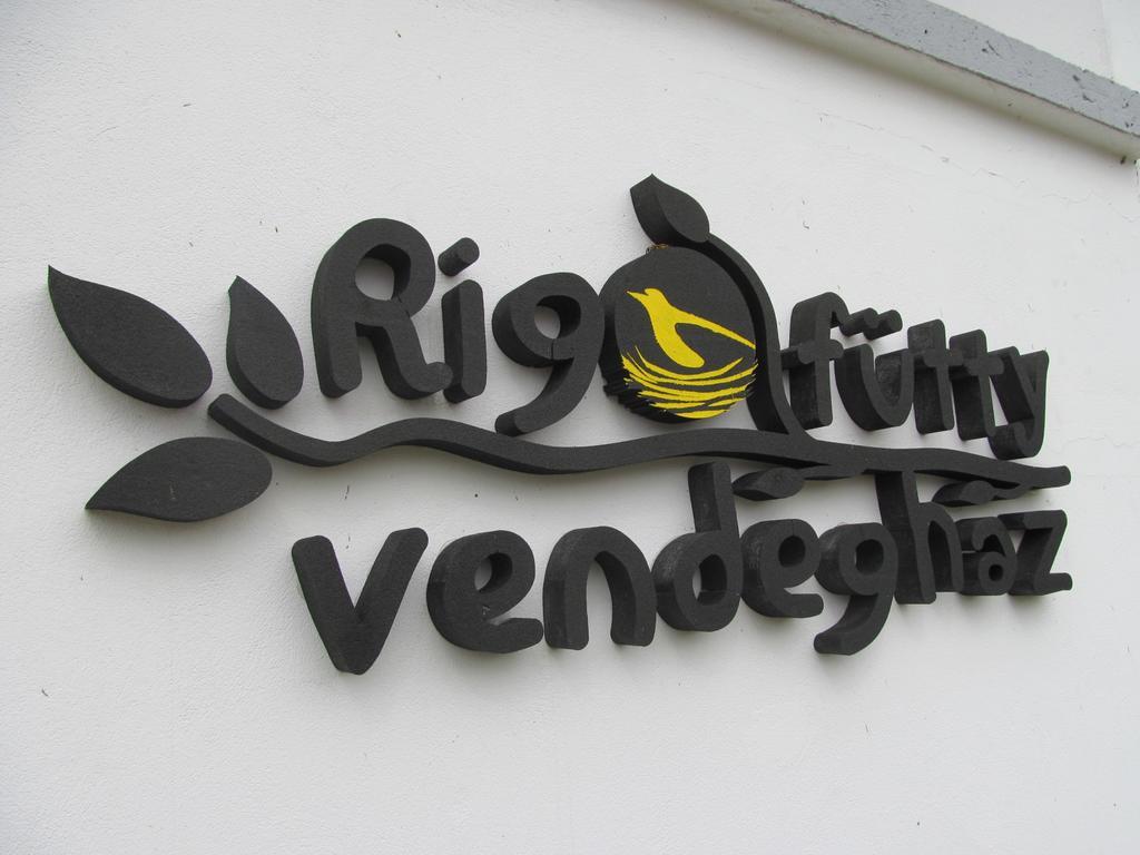 Rigofuetty Vendeghaz Otel Tiszaalpar Dış mekan fotoğraf