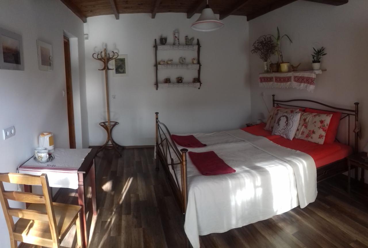 Rigofuetty Vendeghaz Otel Tiszaalpar Dış mekan fotoğraf